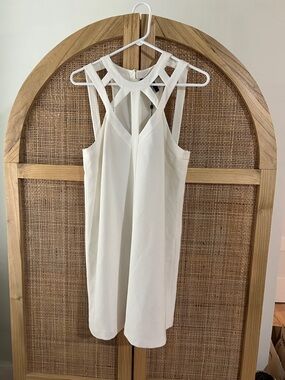 BCBGMaxAzria White Sleeveless Cutout Halter Dress